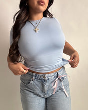 Load image into Gallery viewer, Khloe Tee (Multiple colors)