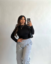 Load image into Gallery viewer, Lexi Long Sleeve ( Multiple Colors)