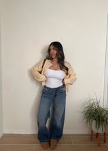 Load image into Gallery viewer, Beckett cardigan (Butter)