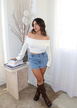 Load image into Gallery viewer, Isabella off the shoulder Knit (Cream)