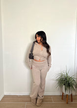 Load image into Gallery viewer, Out From Under Soft Knit set (Beige)