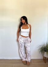 Load image into Gallery viewer, The Camo Sweatpants (Light Camo)