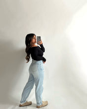 Load image into Gallery viewer, Parker Mom Jeans