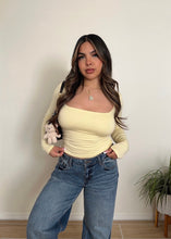 Load image into Gallery viewer, Like Skin Long Sleeve ( Yellow)
