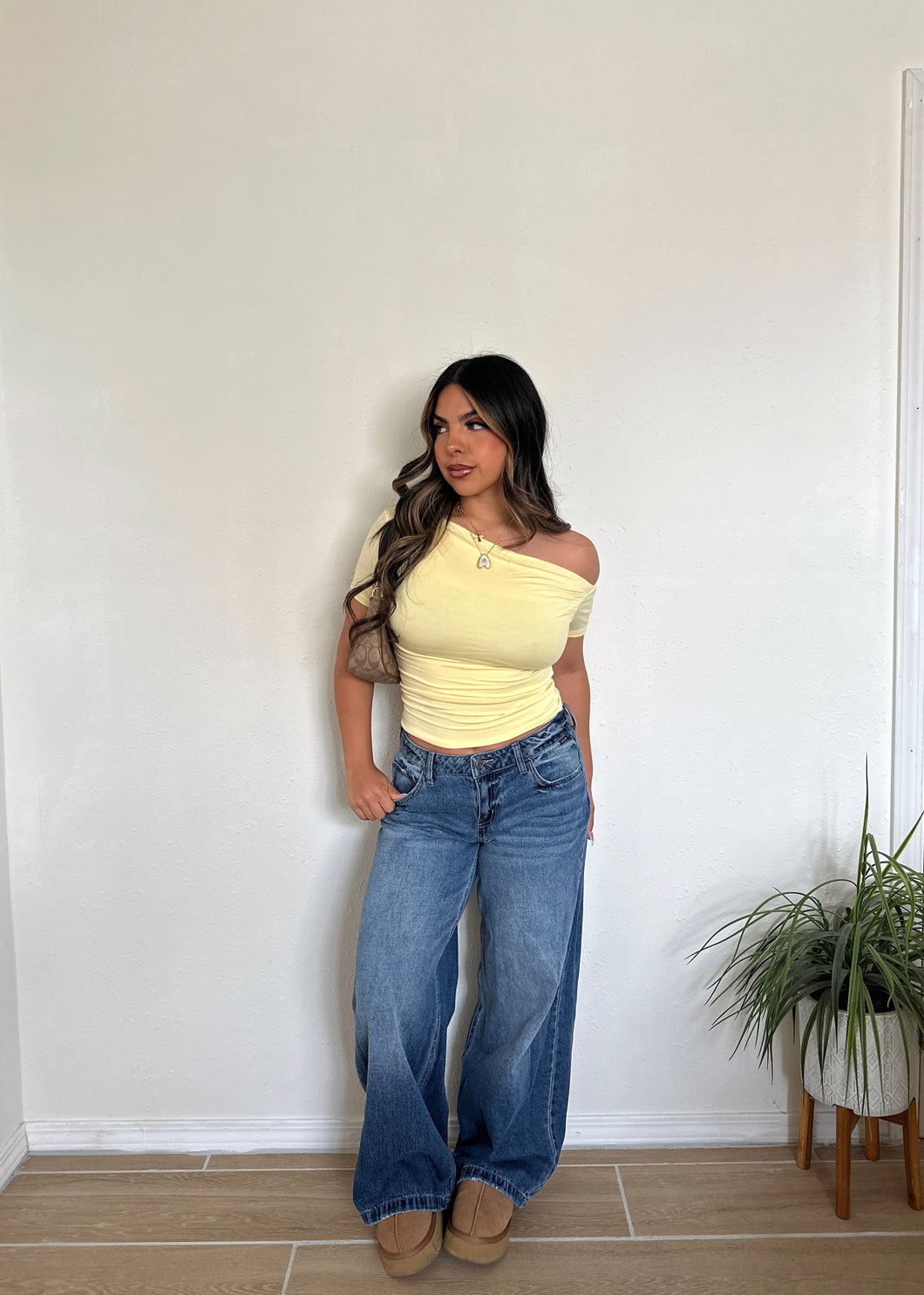 Romie off the shoulder Top (Yellow)