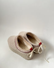 Load image into Gallery viewer, Teddy Platform Slipper
