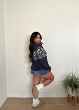 Load image into Gallery viewer, Nordic Zip-up Cardigan  (Navy)
