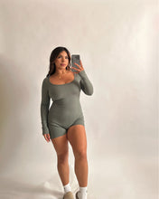 Load image into Gallery viewer, Sienna Romper

