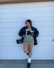 Load image into Gallery viewer, Jaded Cargo skirt (sage)
